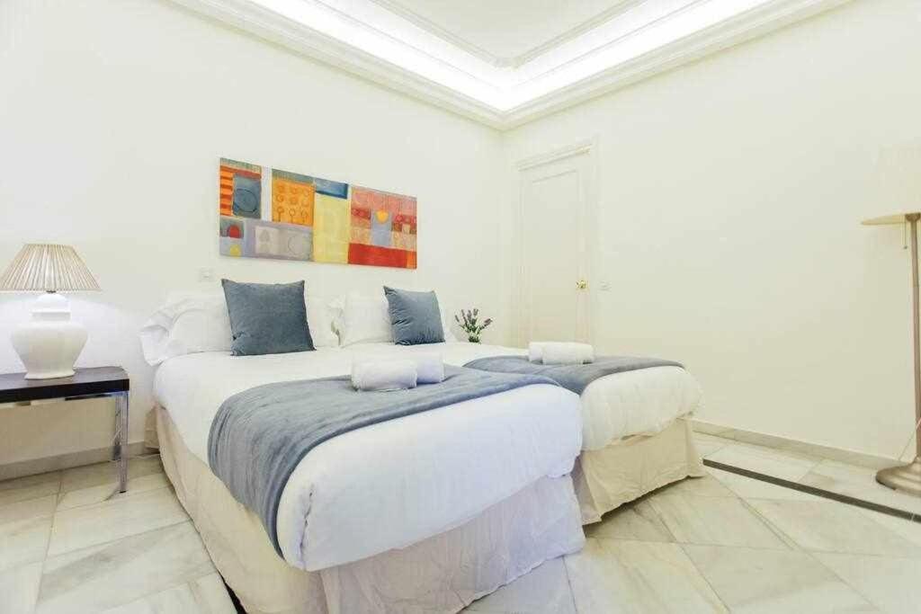 Apartamento Boutique Abades Sevilha Exterior foto