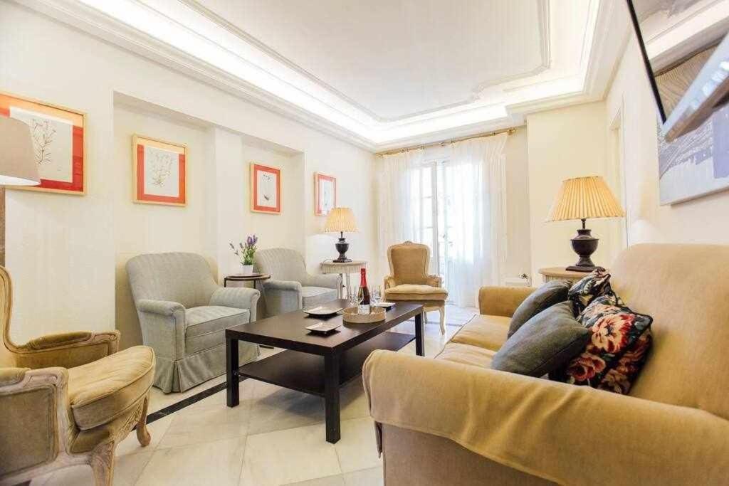 Apartamento Boutique Abades Sevilha Exterior foto